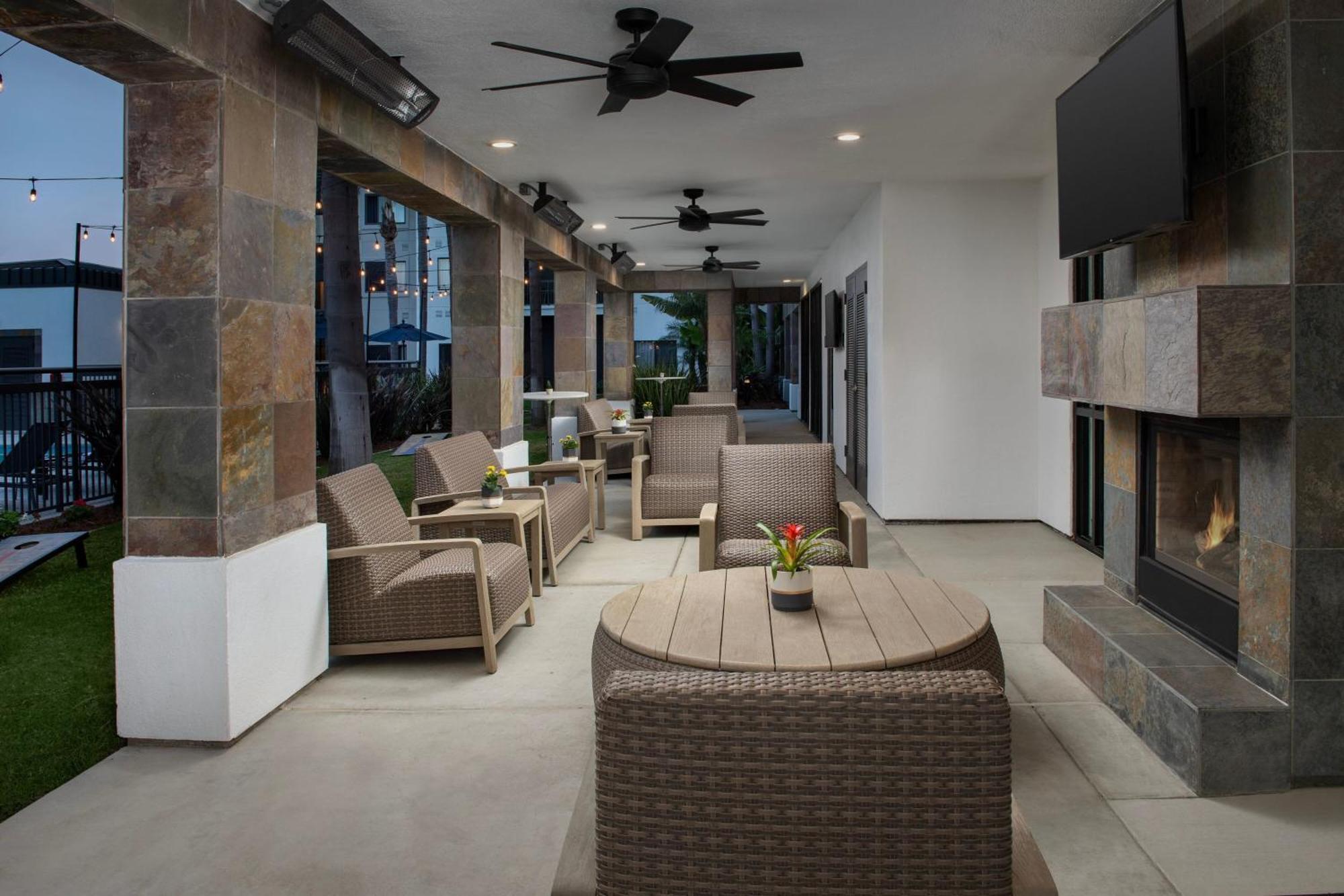Hotel Courtyard By Marriott San Diego Carlsbad